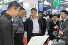 亚伯兰参加中国国际工业博览会